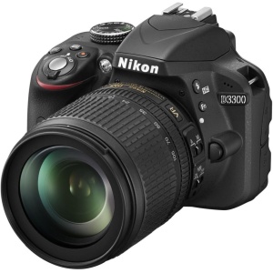 Nikon D3300 - Cámara digital réflex de 24.2 Mp (pantalla de 3", estabilizador de imagen, zoom óptico de 5.8x, grabación de vídeo Full HD), negro – incluye objetivo AF-S DX
