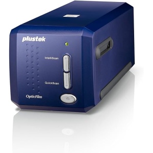Plustek OpticFilm 8100-35mm: Escáner de Negativos y Diapositivas con 7200 dpi y 48-bit de Resolución, Incluye Silverfast SE Plus 8. Compatible con Windows/Mac