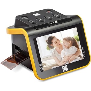 Scan de Diapositivas KODAK con Pantalla LCD de 5 Pulgadas, Conversión de Negativos y Diapositivas a Fotos Digitales en Color y Blanco y Negro en Formato JPEG de 22MP - 35mm,...